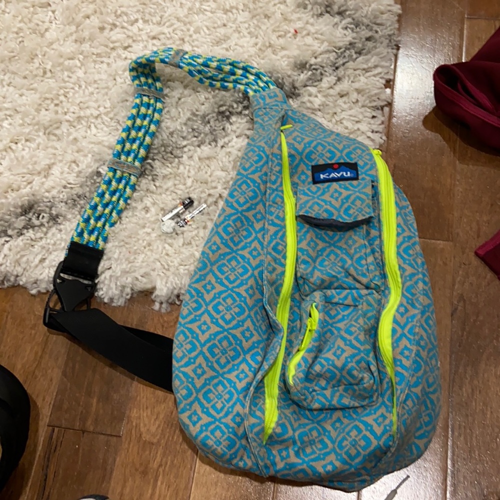 Kavu lime green and blue cross body bag